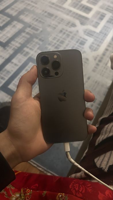 Продам Айфон 13 Про 128гб