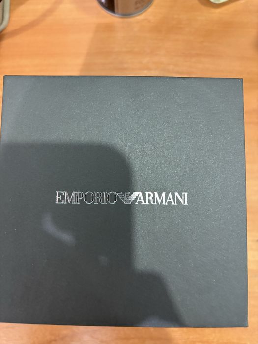 Emporio armani часовник