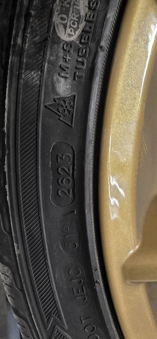 Продавам 4 броя джанти със зимни гуми 18" 5х120 7,5j ET45
