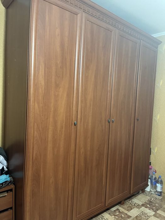 Спальный гарнитур