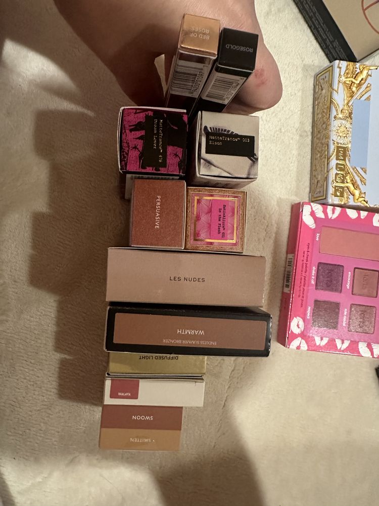 Грим Charlotte Tilbury, Pat McGrath, Laura Mercier и др.