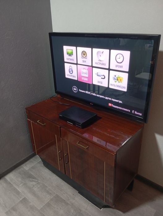 Телевизор LG 42 деоганаль тюнер кронштейн не дорого