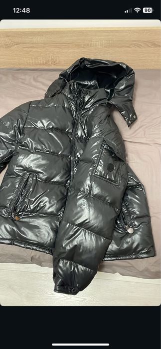 Geaca lucioasa non brand