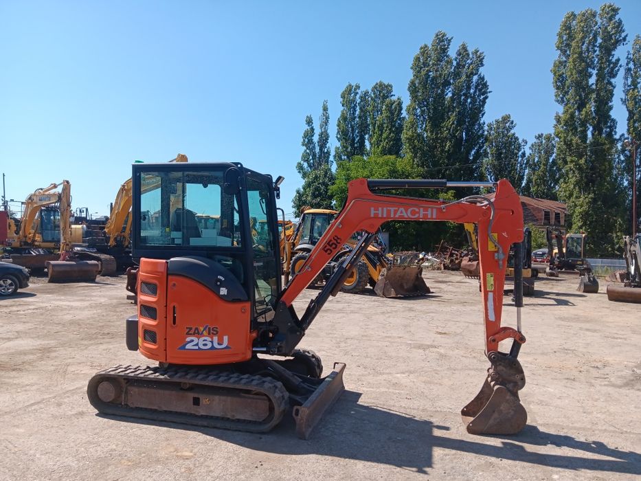 Vând miniexcavator hitachi zaxis 26U