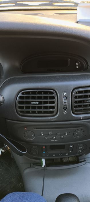 Renault megan scenic 1.6 benzina cu cutie de viteza automata 2002