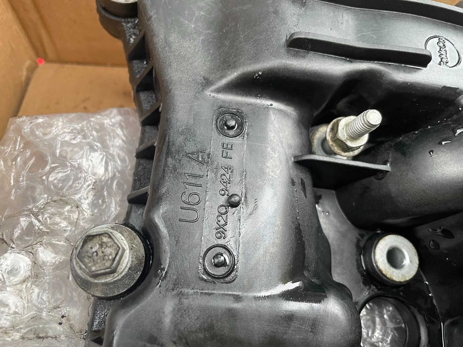 капак колектор Range Rover Sport 2012