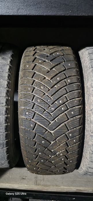 Резина зимняя, шипы! 205/55/16