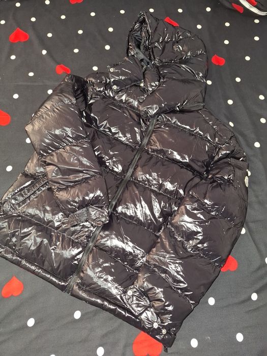 Geaca Moncler iarna