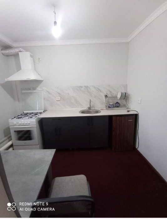 Sergeli 3 metro bekati yonida