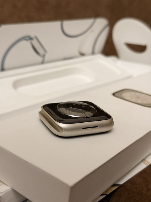 Iwatch 8 45 mm Ideal Starlight srochno