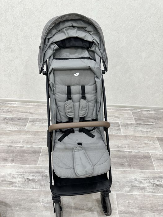 Коляска Joie Pact Pro Pebble