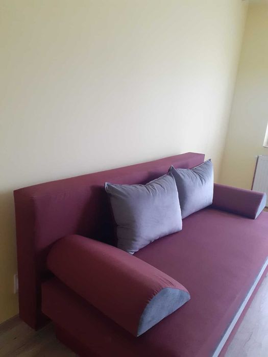 De închiriat  apartament 3 camere  renovat  – doar pe termen lung