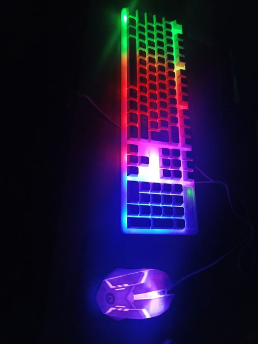 Новая игровая клавиатура и мышка модель K8210