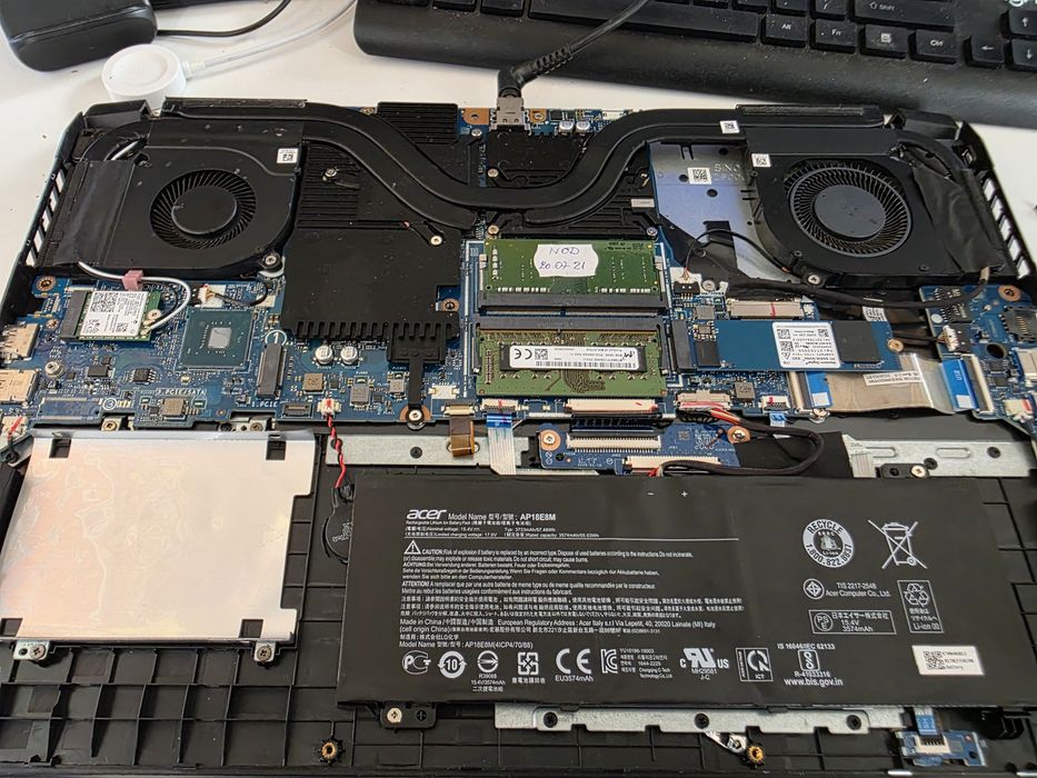 Acer Nitro 5 AN517 (17.3" 144Hz)-i7Gen10,GTX1660Ti-DEFECT/PIESE