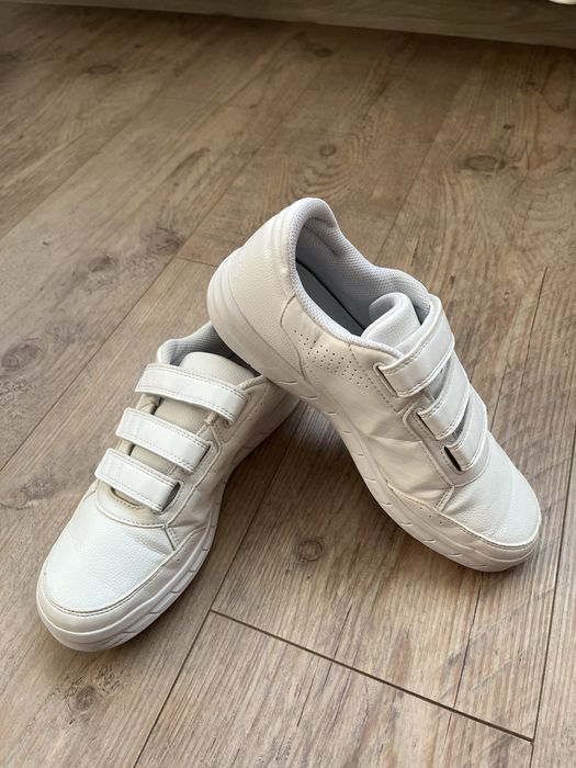 Маратонки Адидас 38