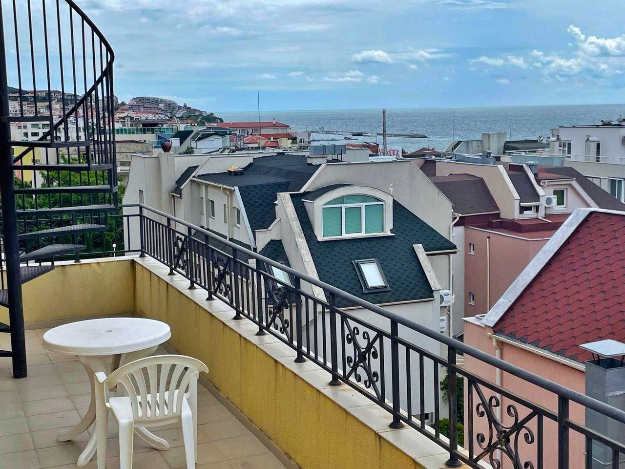 Продава се Двустаен апартамент в Свети Влас - 70 кв.м за 1028 €/кв.м - Снимка #10