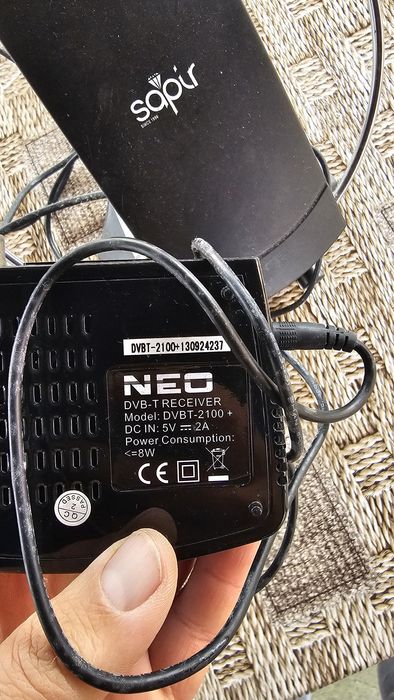 Цифров приемник Strong,Neo и антена Sapir