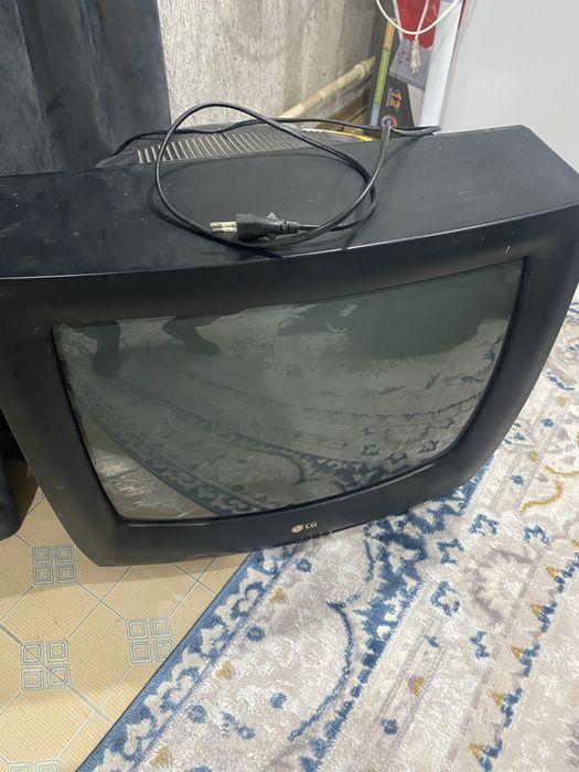 Продается телевизор