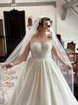 Rochie de mireasa tip printesa