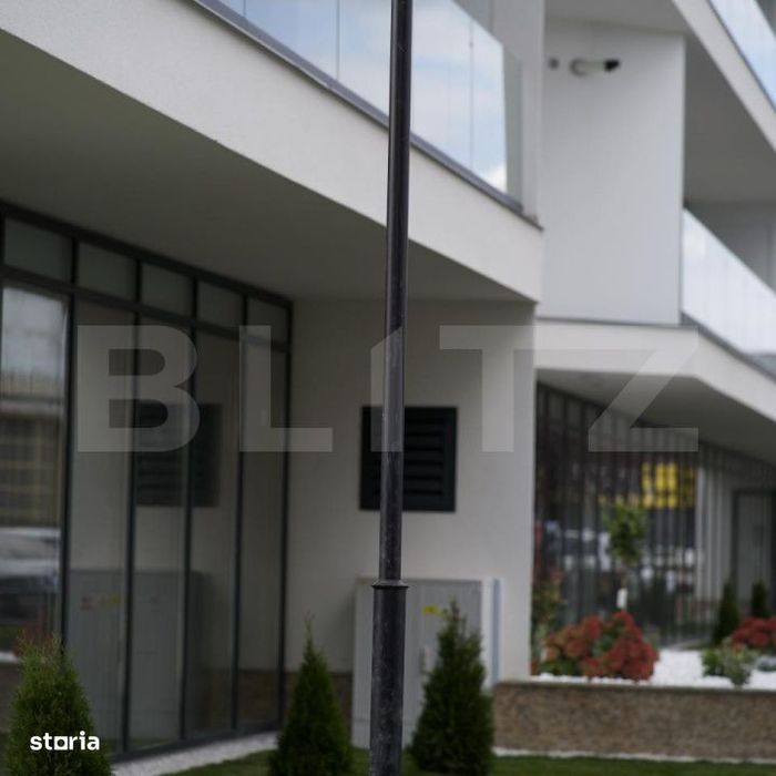 Apartament 3 camere, finisat lux, bloc nou, zona de Sud