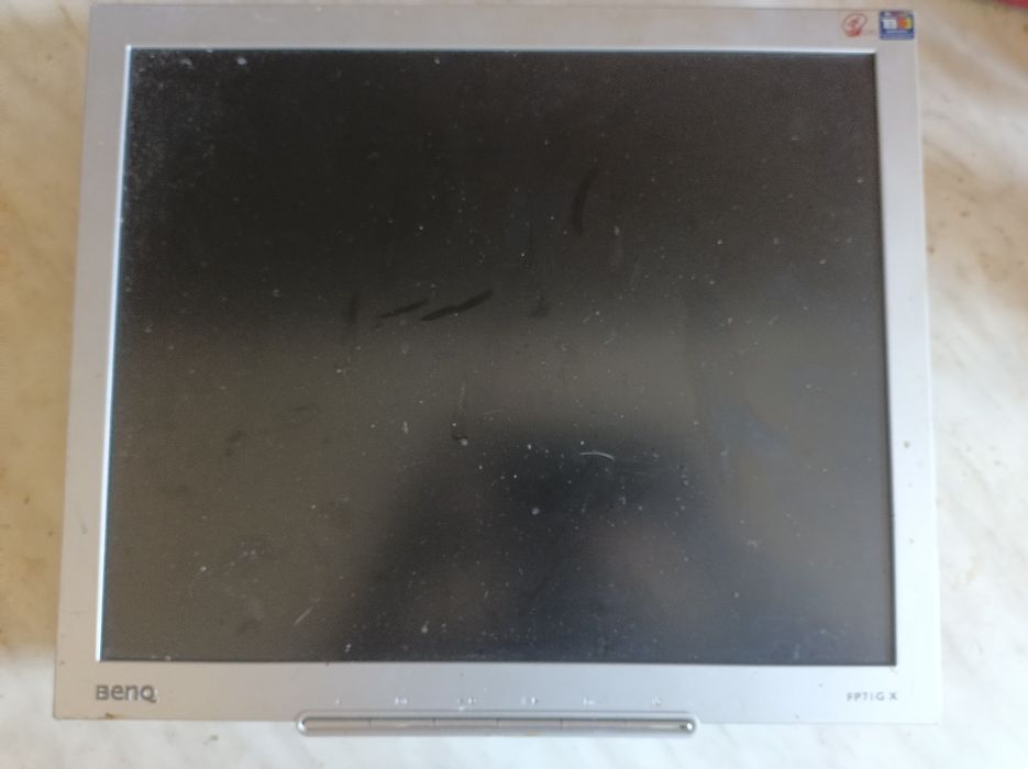 Монитор BenQ 17"