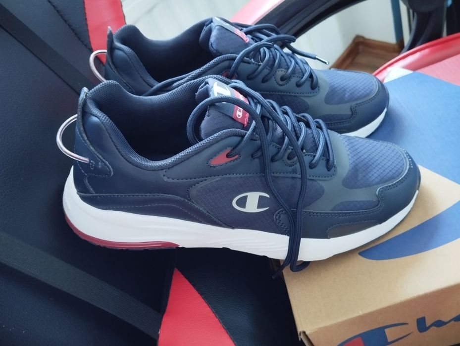 Adidasi Champion, măsura 41,noi,cu eticheta