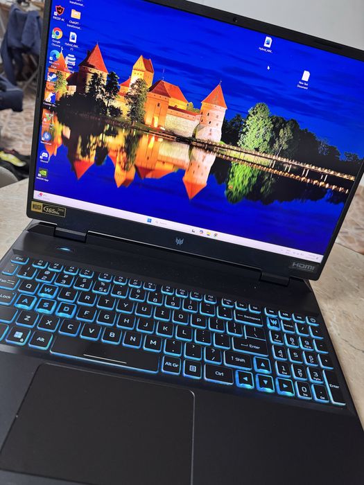 Acer Predator Helios Neo 16 (i7-13700HX + RTX4060) Laptop Gaming