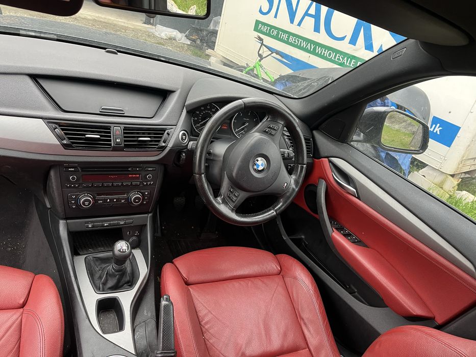 dezmembrez bmw x1 2014