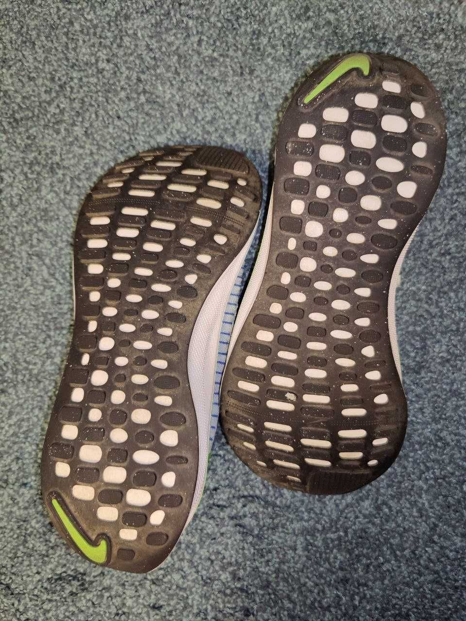 Vand adidasi Nike ReactX Infinity RUN 4