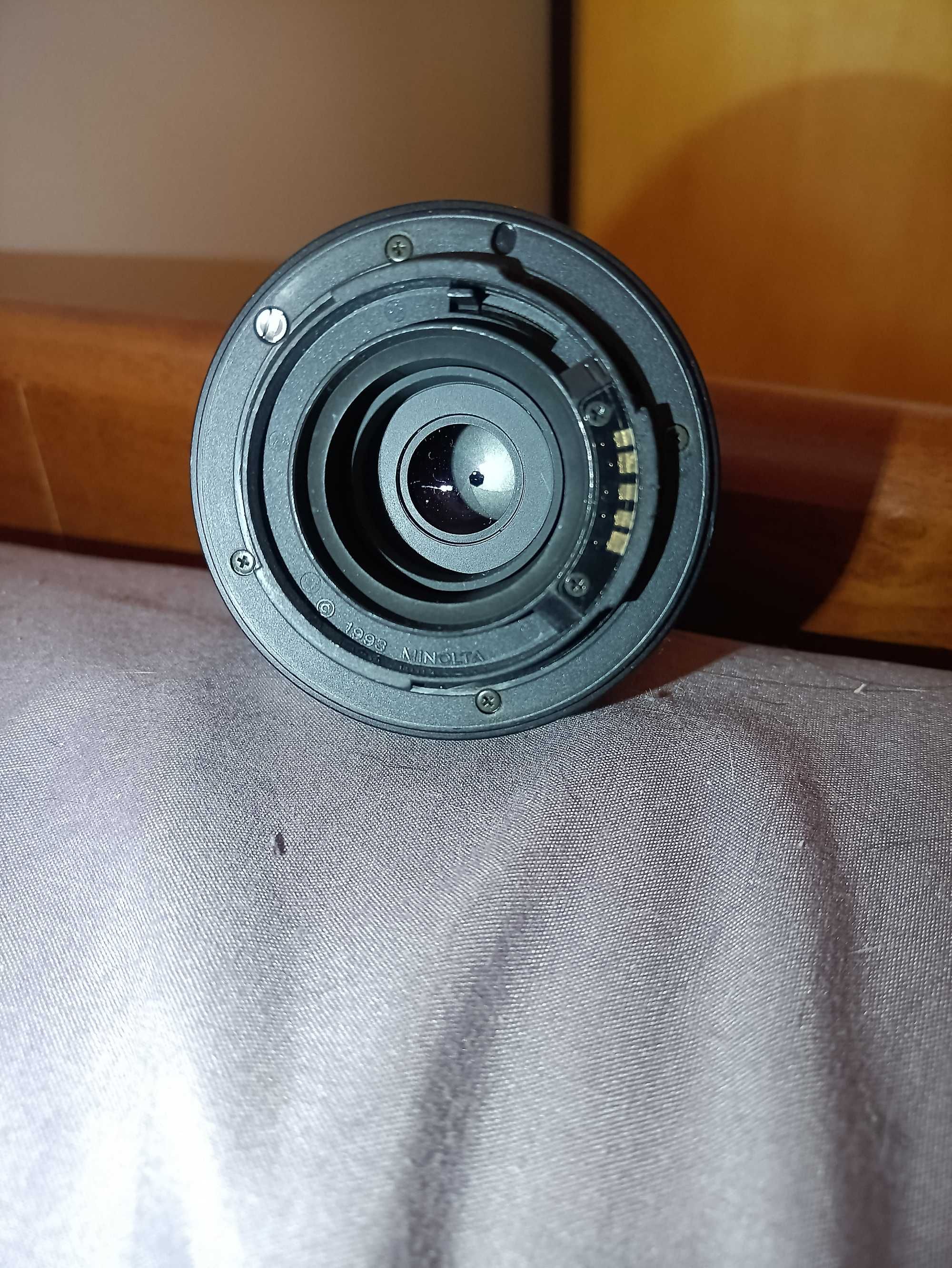 Обективи Sony SELP1650 !! Minolta 35-70 AF Lens 3.5-4.5