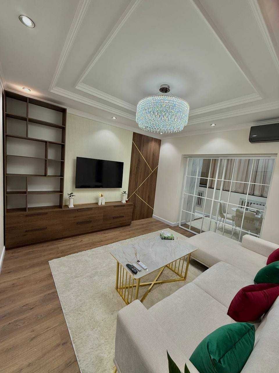 СРОЧНО продажа 3/1/4 ул.Юнуса Раджаби интерпол, 70м2