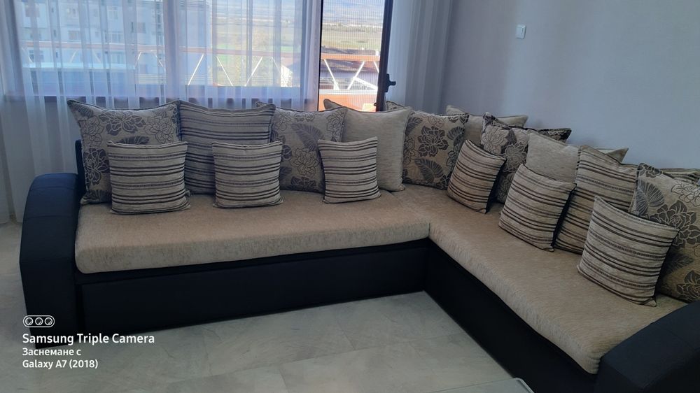 Ъглов диван с опция за спалня