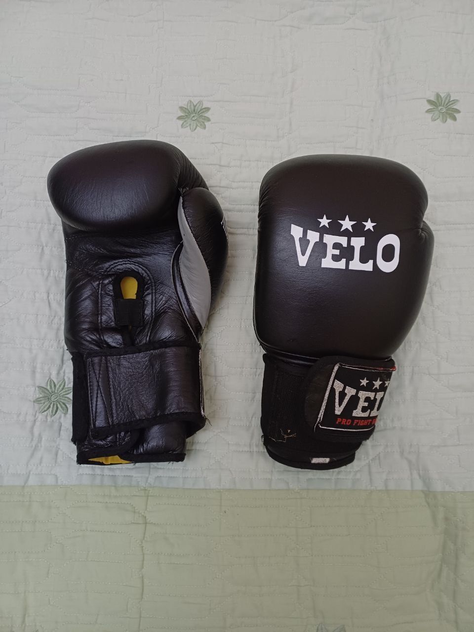 Боксёрские перчатки Velo