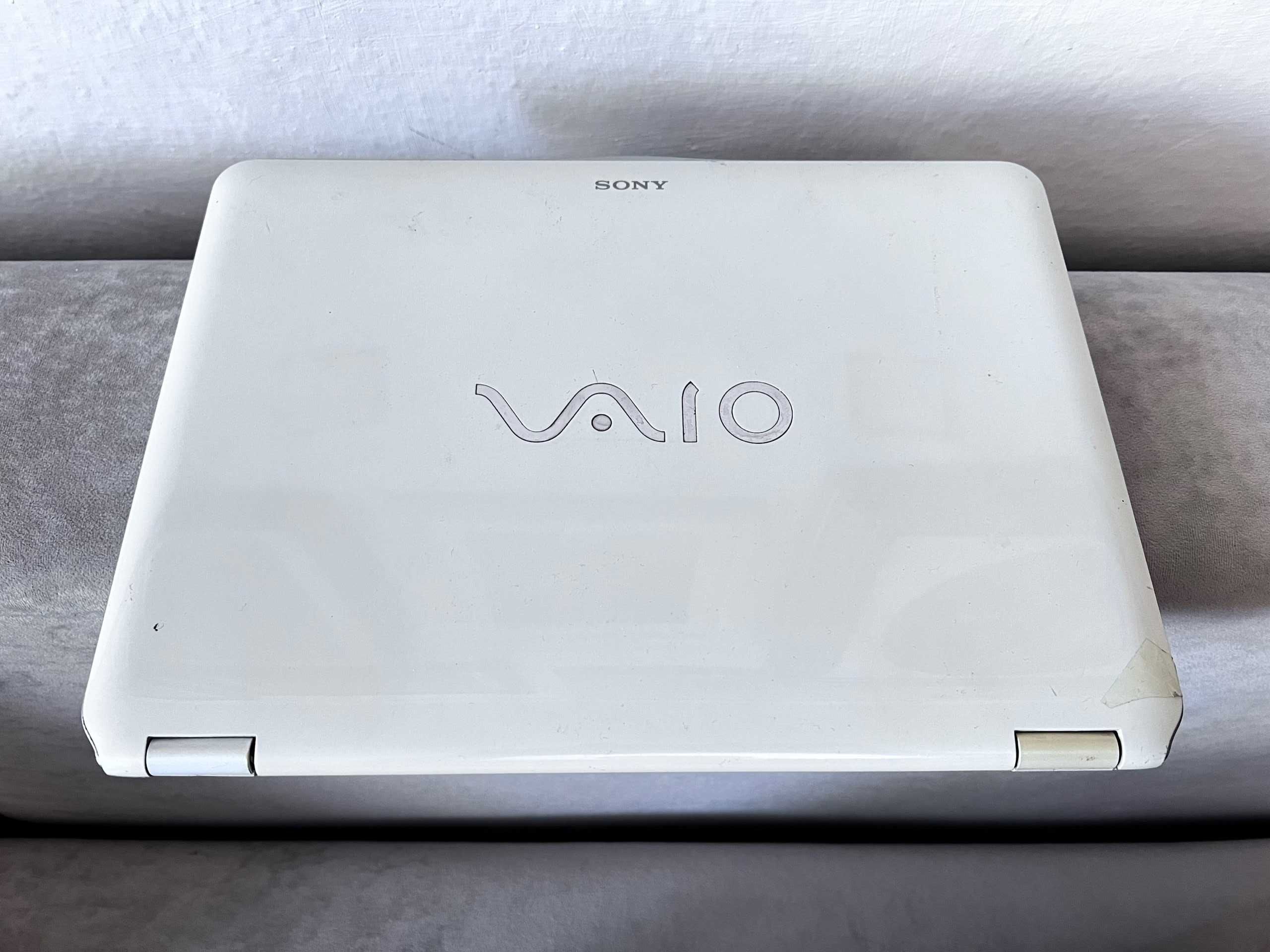 Ноутбук VAIO  Intel Core 2 Duo
