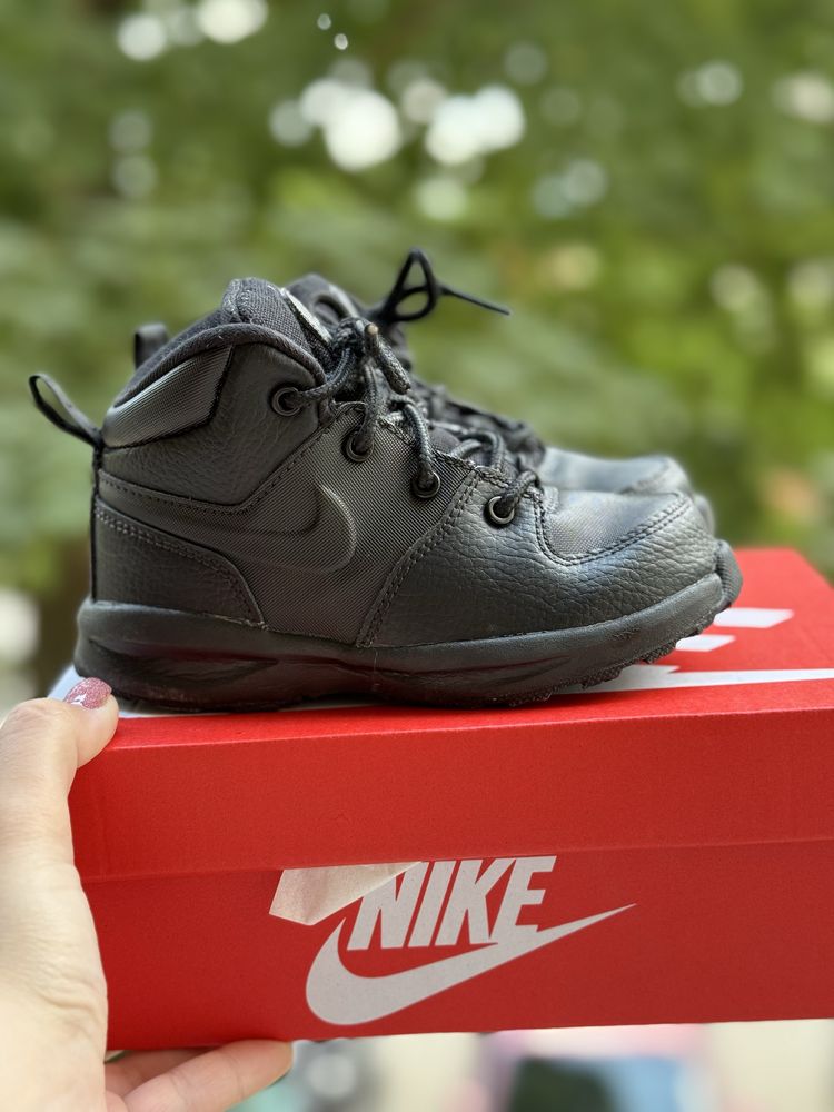 зимни боти Nike Manoa