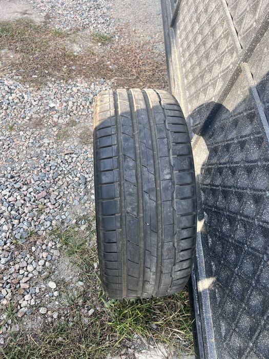 Hankook Ventus S1 Evo3 K127 245/45 R18 100 Y без шипов