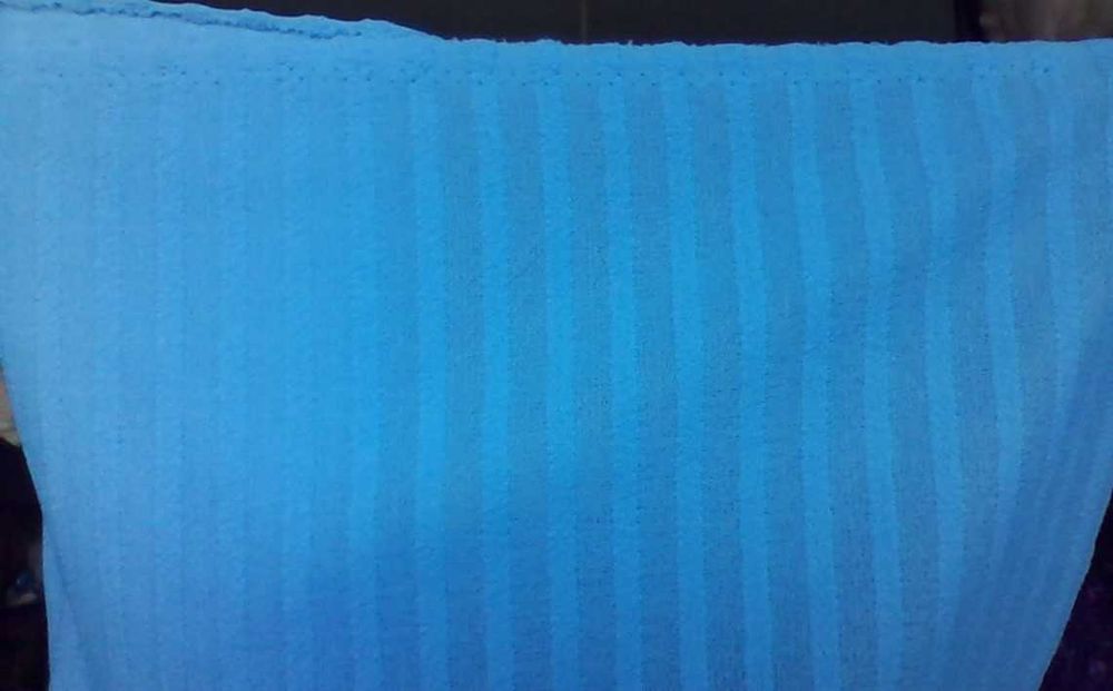 Луксозен Плат Сатен,цвят зелен ,син