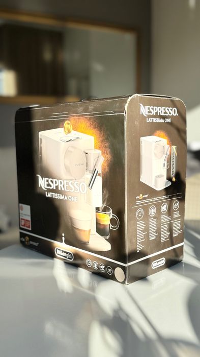Nespresso Lattissima кафе машина