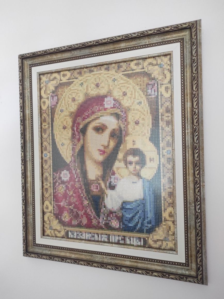 Икона "Казанската Света Богородица"- диамантен гоблен