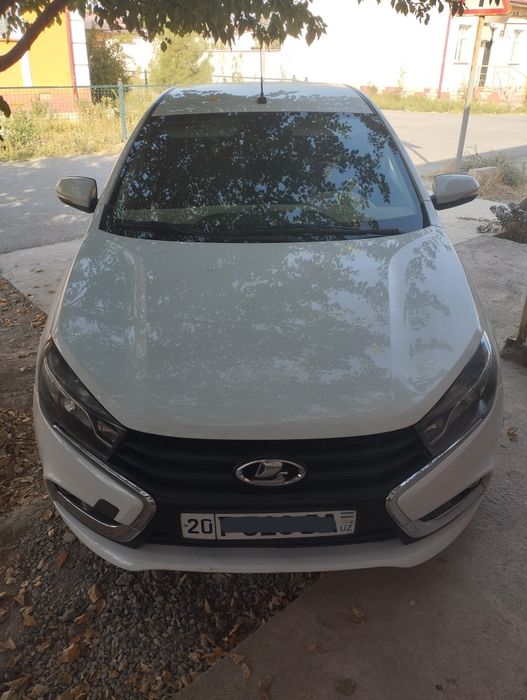 Lada  Vesta  2016
