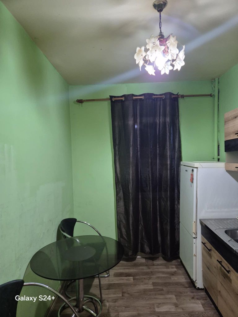 Дава се под наем Тристаен апартамент в Асеновград - 78 кв.м за 280.5 € - Снимка #10