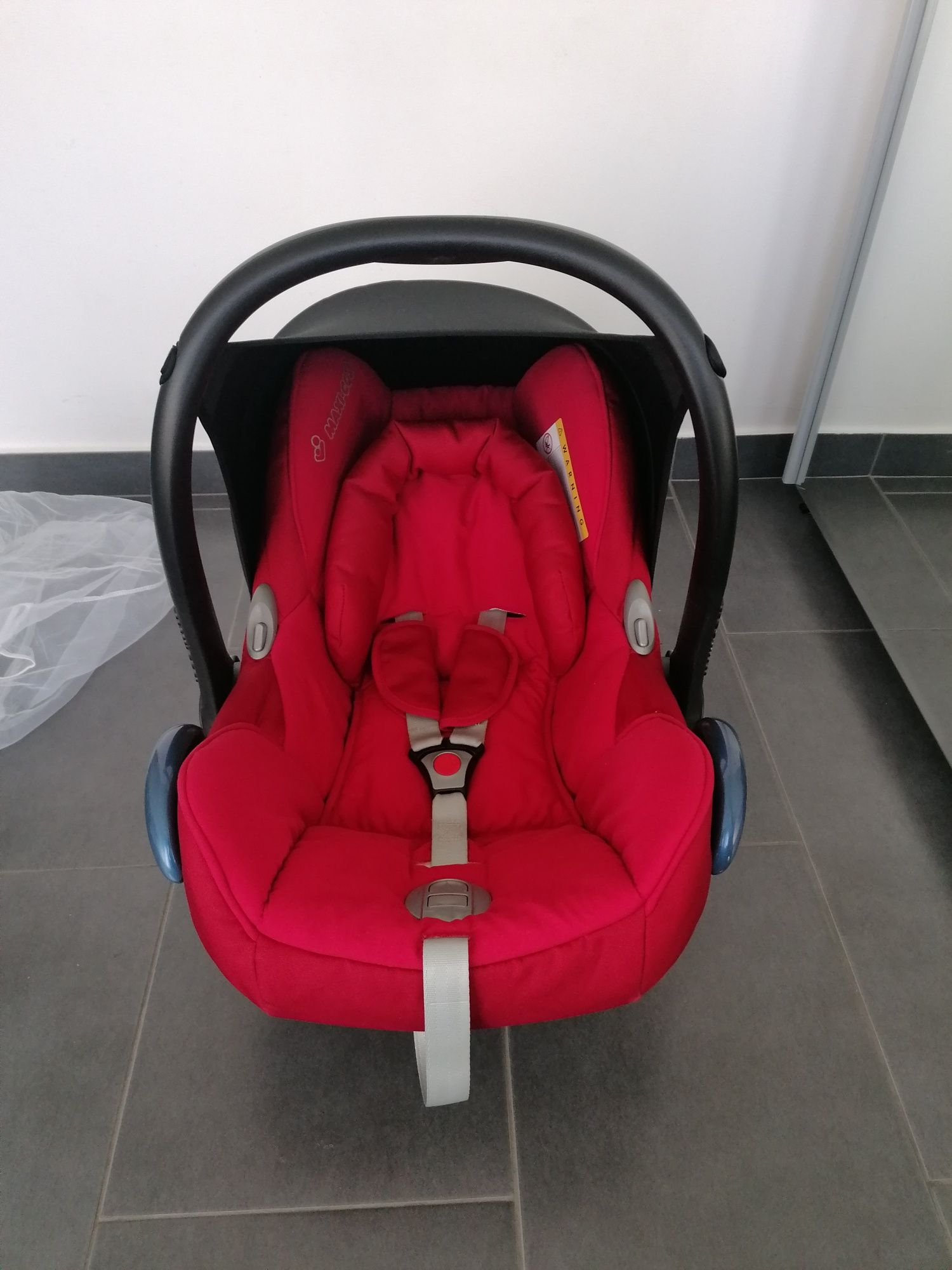 Scoica auto Maxi Cosi Cabriofix pt copii pana la 13 kg + plasa insecte