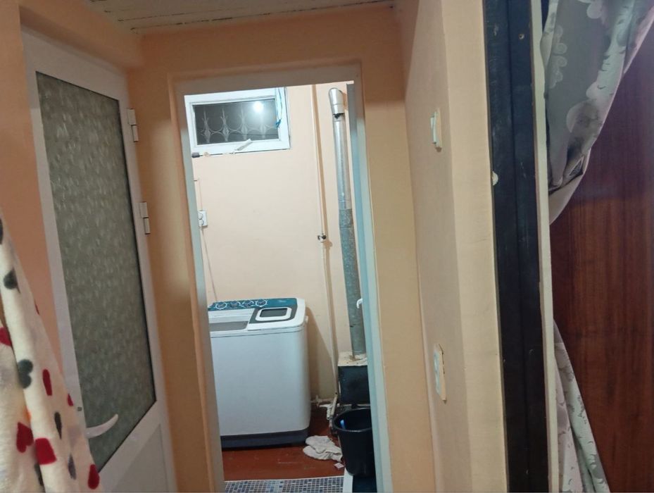 Продаётся квартира ( Автобаза 2503 )