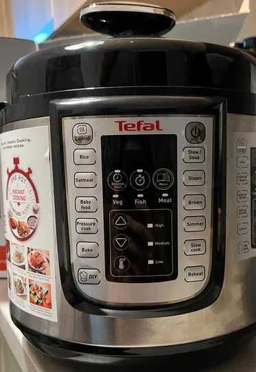 Tefal One Pot 5.8 L, 25 de programe, pastrare la cald
