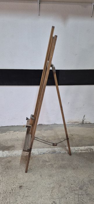 Дървен статив за рисуване