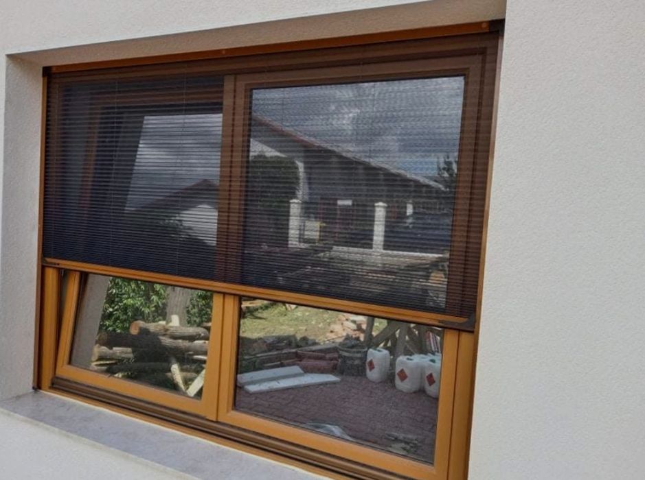 Plase țânțari plisse