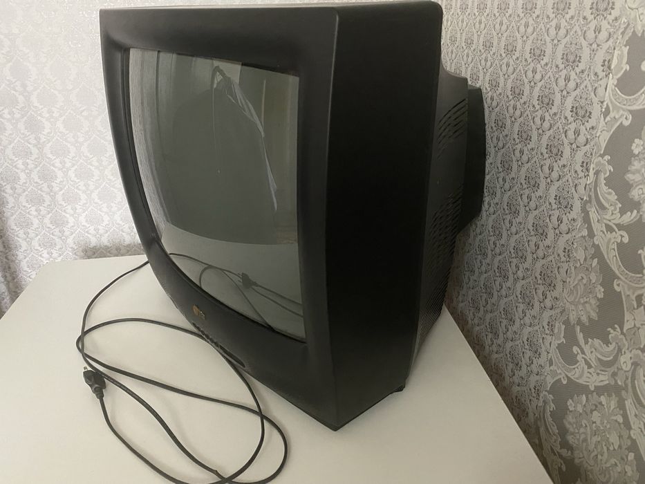 Продам телевизор IG