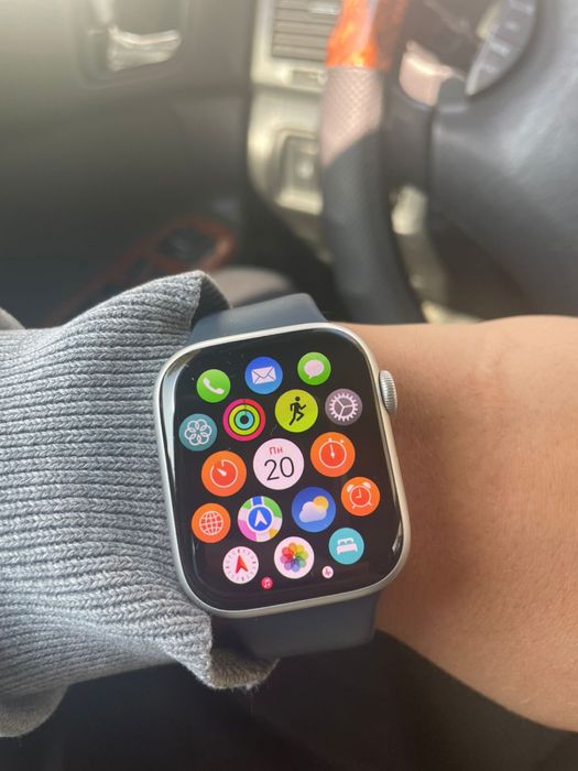 Продам Apple Watch 9 series