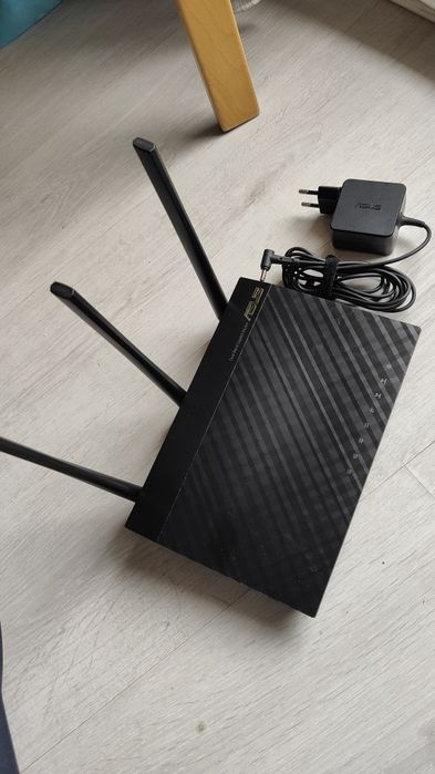 Router wireless ASUS RT-AC66U B1 Gigabit Dual Band AC1750 USB 3.0