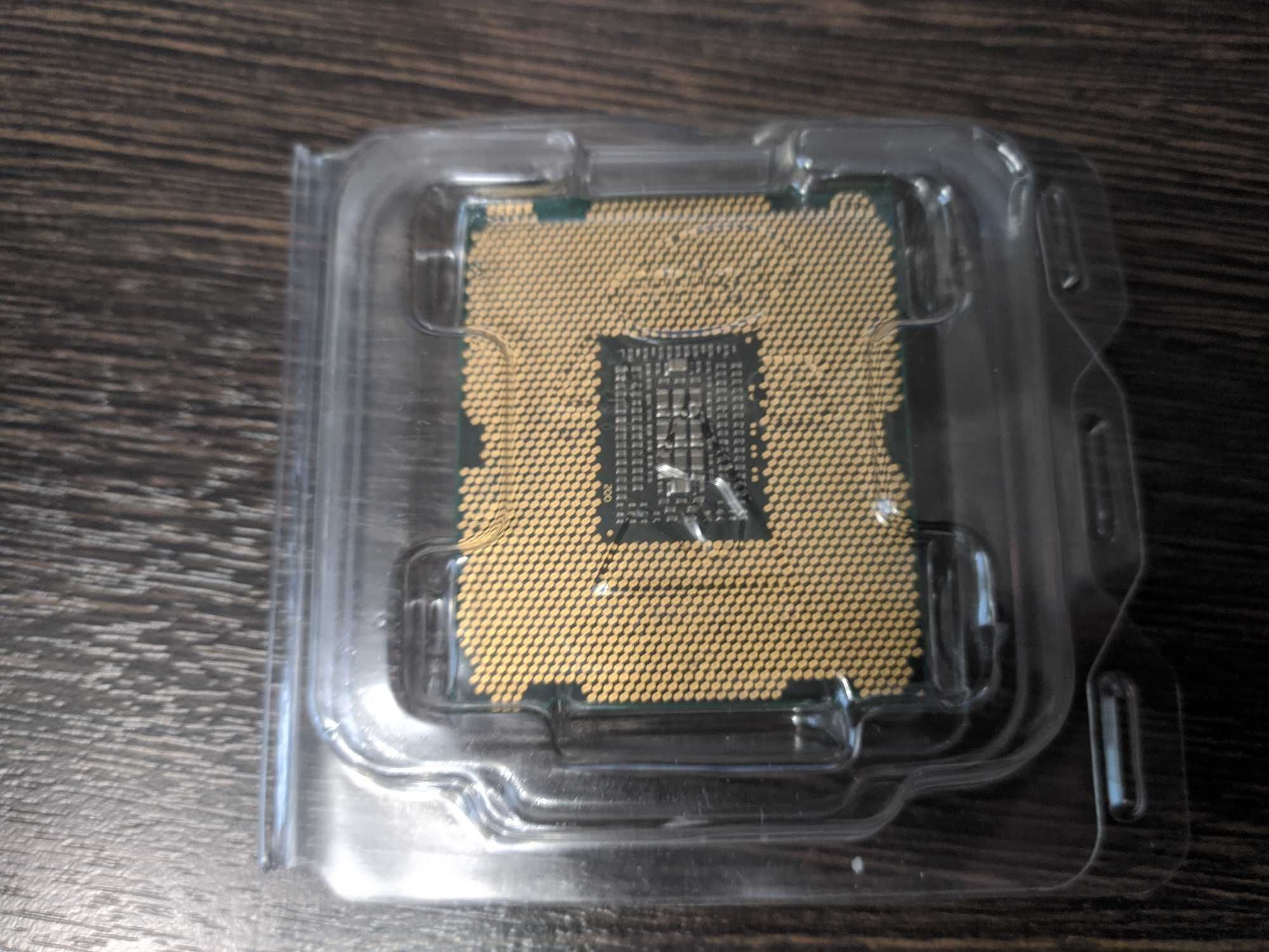 Процессор Intel Xeon E5-2620  2,0 ГГц